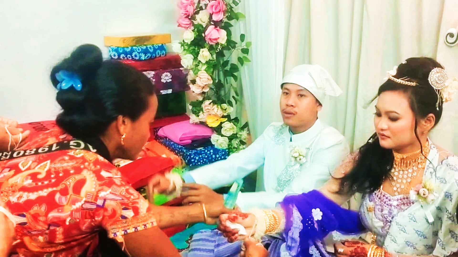 “কাপ্তাইয়ে প্রণয় থেকে পরিণয়” সম্পন্ন হলো সাইমং ও মাচিং মারমা এর শুভ বিবাহ (মেয়াপোয়ে)