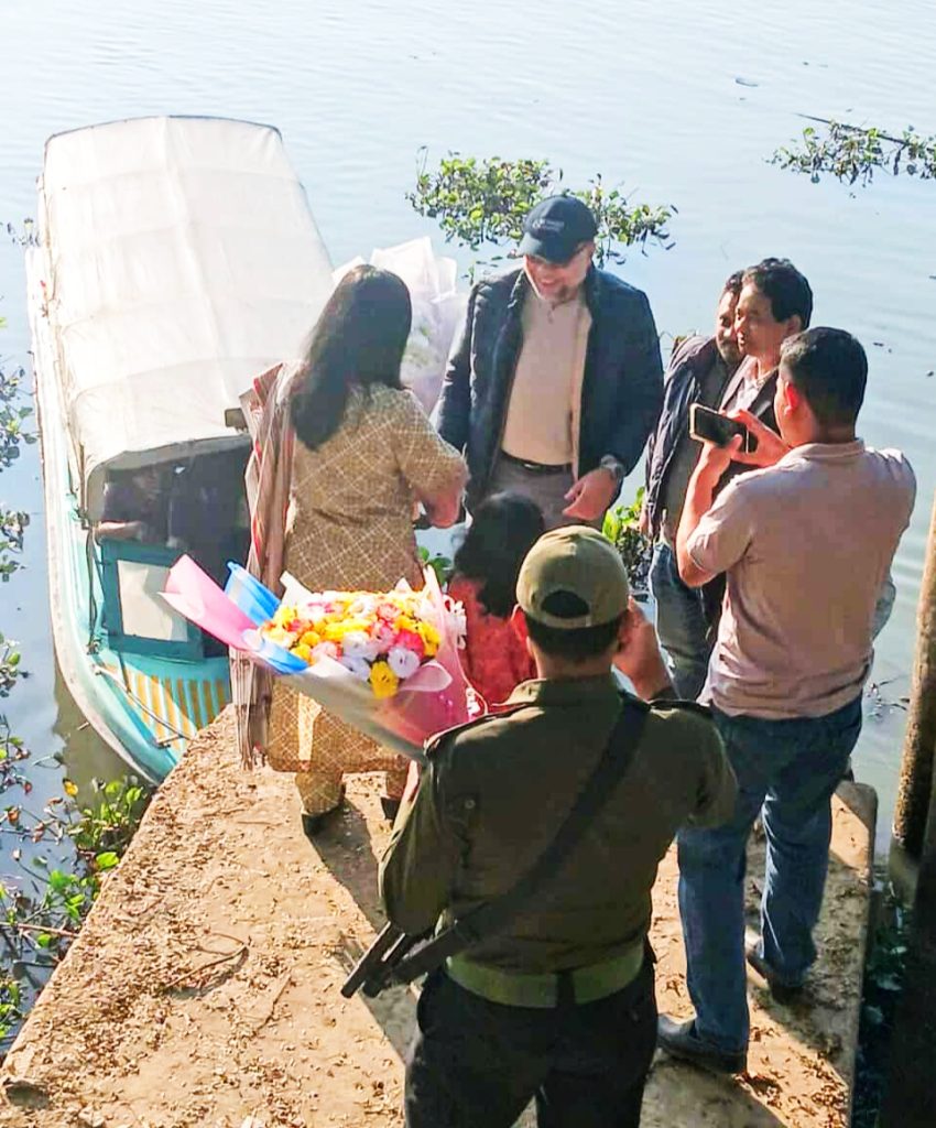 বিলাইছড়ি সফরে তথ্য ও যোগাযোগ প্রযুক্তি বিভাগের সচিব শীষ হায়দার চৌধুরী 