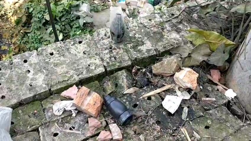 বান্দরবানে দুটি গ্যাস গ্রেনেড উদ্ধার