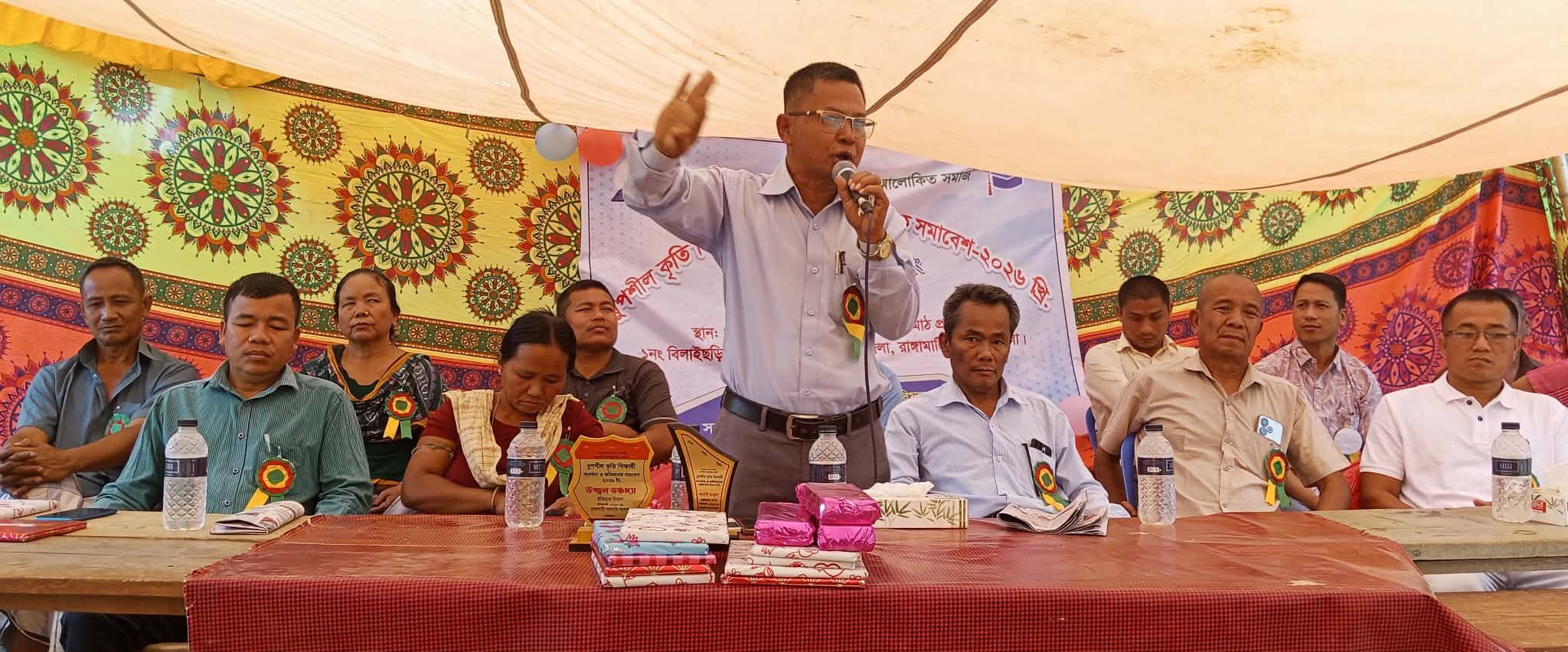 দুর্গম ধুপশীল পাড়ায় ৫ম তম কৃতি শিক্ষার্থীদের সংবর্ধনা ও অভিভাবক সমাবেশ অনুষ্ঠিত 