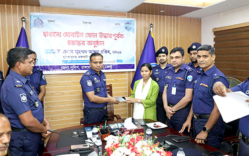 ৩৩ বছরের কর্মজীবন শেষে প্রধান শিক্ষকের রাজকীয় বিদায় ; মেহেবুল কালাম আজাদ