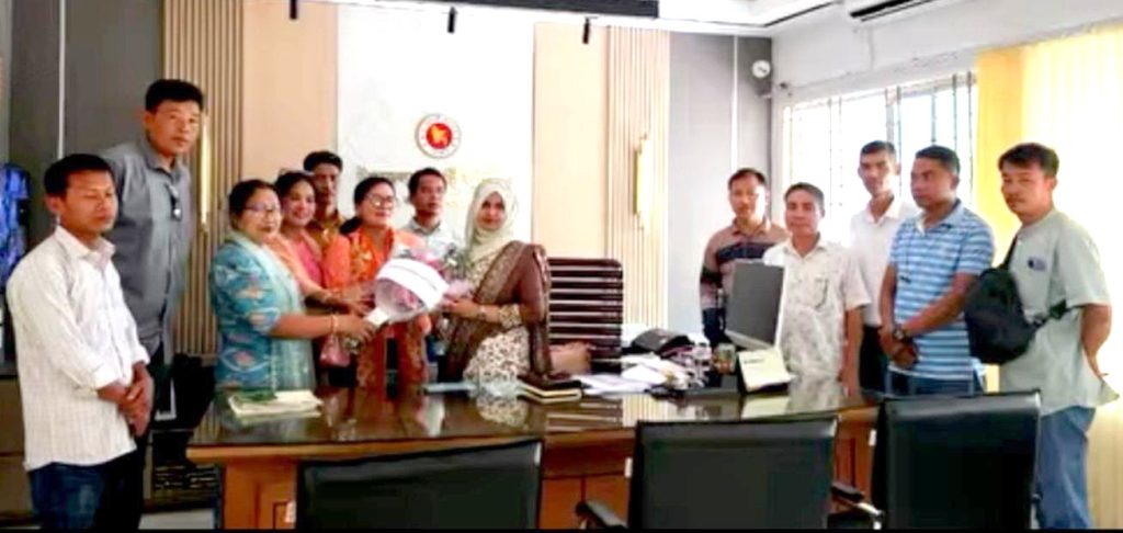 রাঙ্গামাটিতে এসএসসি ও সমমান পরীক্ষা কেন্দ্র পরিদর্শন জেলা প্রশাসক নাজমা আশরাফী ও পুলিশ সুপার মুহম্মদ আব্দুর রকিব