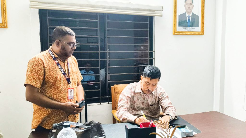 লংগদুতে চিকিৎসাসেবার মানোন্নয়নে আলেম-ওলামাদের সঙ্গে ইবনে সিনা লংগদু শাখার মতবিনিময় সভা অনুষ্ঠিত