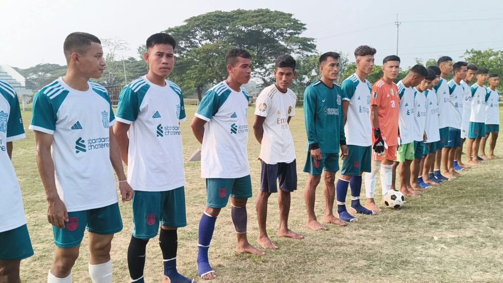 দীঘিনালায় প্রীতি ফুটবল ম্যাচ অনুষ্ঠিত,; ৩ গোলে এগিয়ে তারাবুনিয়া একাদশ